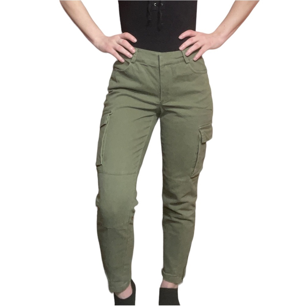 JustFab Cargo Pants Size 24